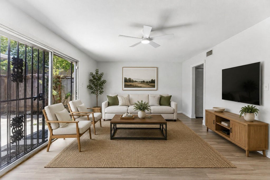 Photo of 1853 Coronado Hills DR, Austin, TX 78752 (MLS # 1151003)