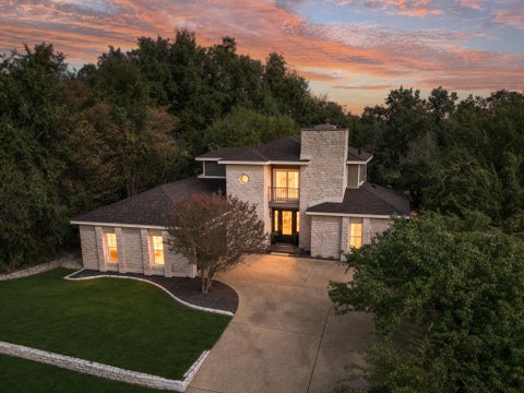 Photo of 1904 Lakeway BLVD, Lakeway, TX 78734 (MLS # 5638612)