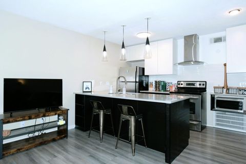 Photo of 2302 East Side DR #6, Austin, TX 78704 (MLS # 6688885)