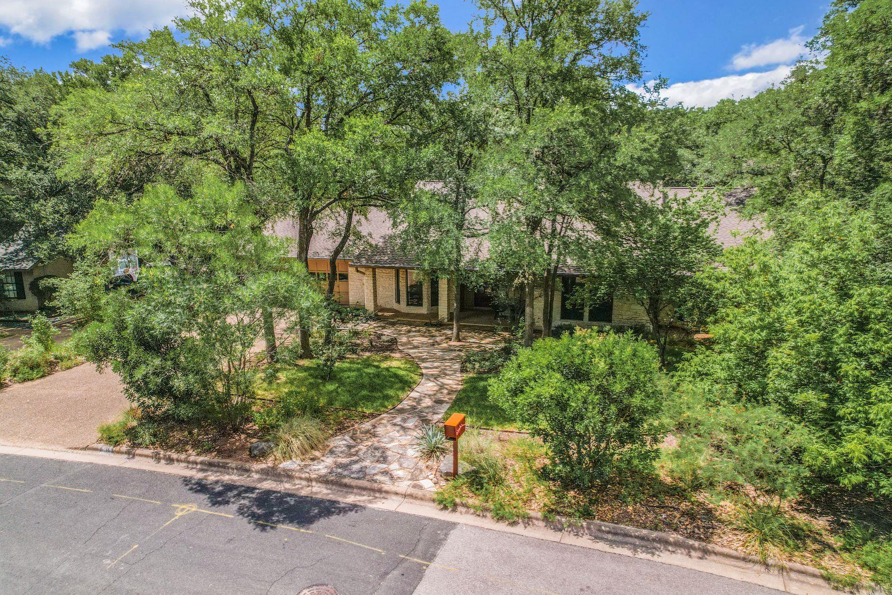 3119 Eanes CIR