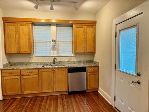 Tiny photo for 607 W 10th ST, Austin, TX 78701 (MLS # 9595331)