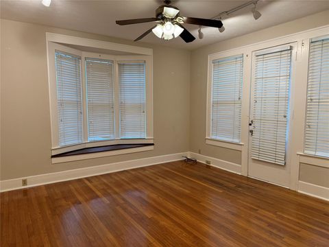 Tiny photo for 607 W 10th ST, Austin, TX 78701 (MLS # 9595331)