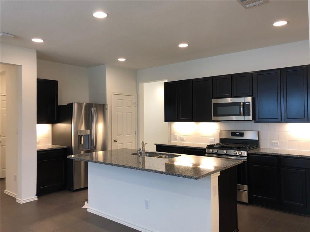 533 Sweetwood LN