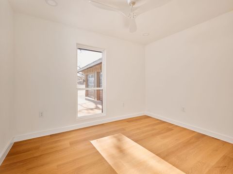 Tiny photo for 620 Amesbury LN, Austin, TX 78752 (MLS # 6243367)