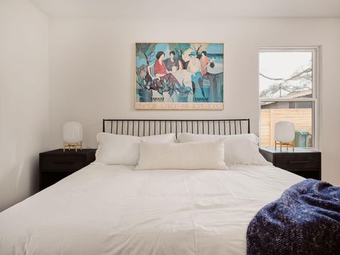 Tiny photo for 620 Amesbury LN, Austin, TX 78752 (MLS # 6243367)