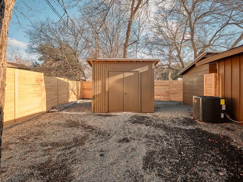 Tiny photo for 620 Amesbury LN, Austin, TX 78752 (MLS # 6243367)