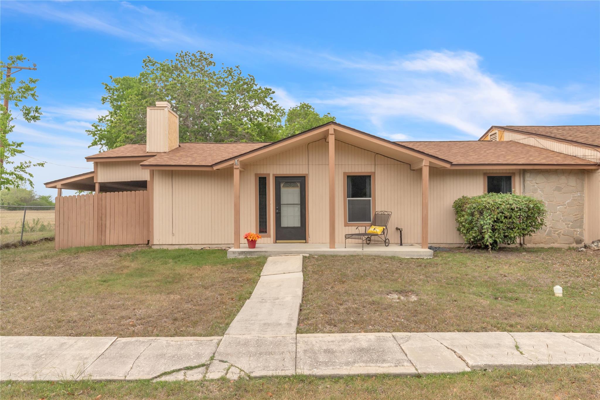 Listing image 1