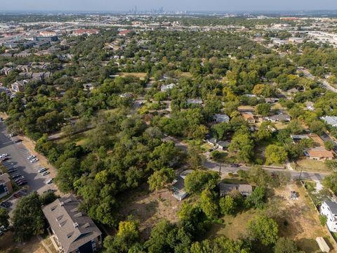 Tiny photo for 300 Pecan DR, Austin, TX 78753 (MLS # 1347769)