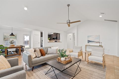 705 Schefer ST Leander TX 78641