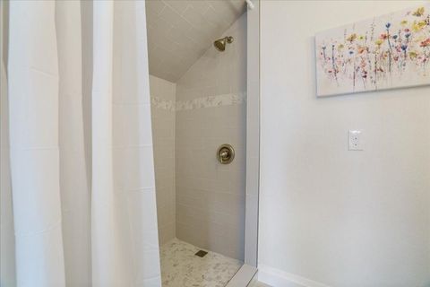 Tiny photo for 186 World of Tennis Sq SQ #186, Lakeway, TX 78738 (MLS # 9701034)