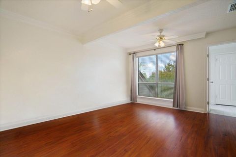 Tiny photo for 186 World of Tennis Sq SQ #186, Lakeway, TX 78738 (MLS # 9701034)