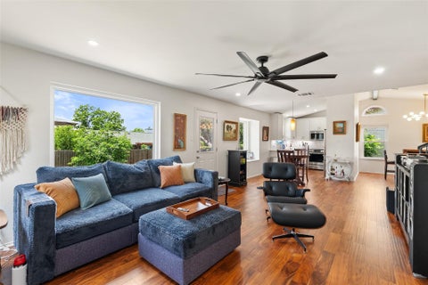 Tiny photo for 8406 Washita DR, Austin, TX 78749 (MLS # 7519031)