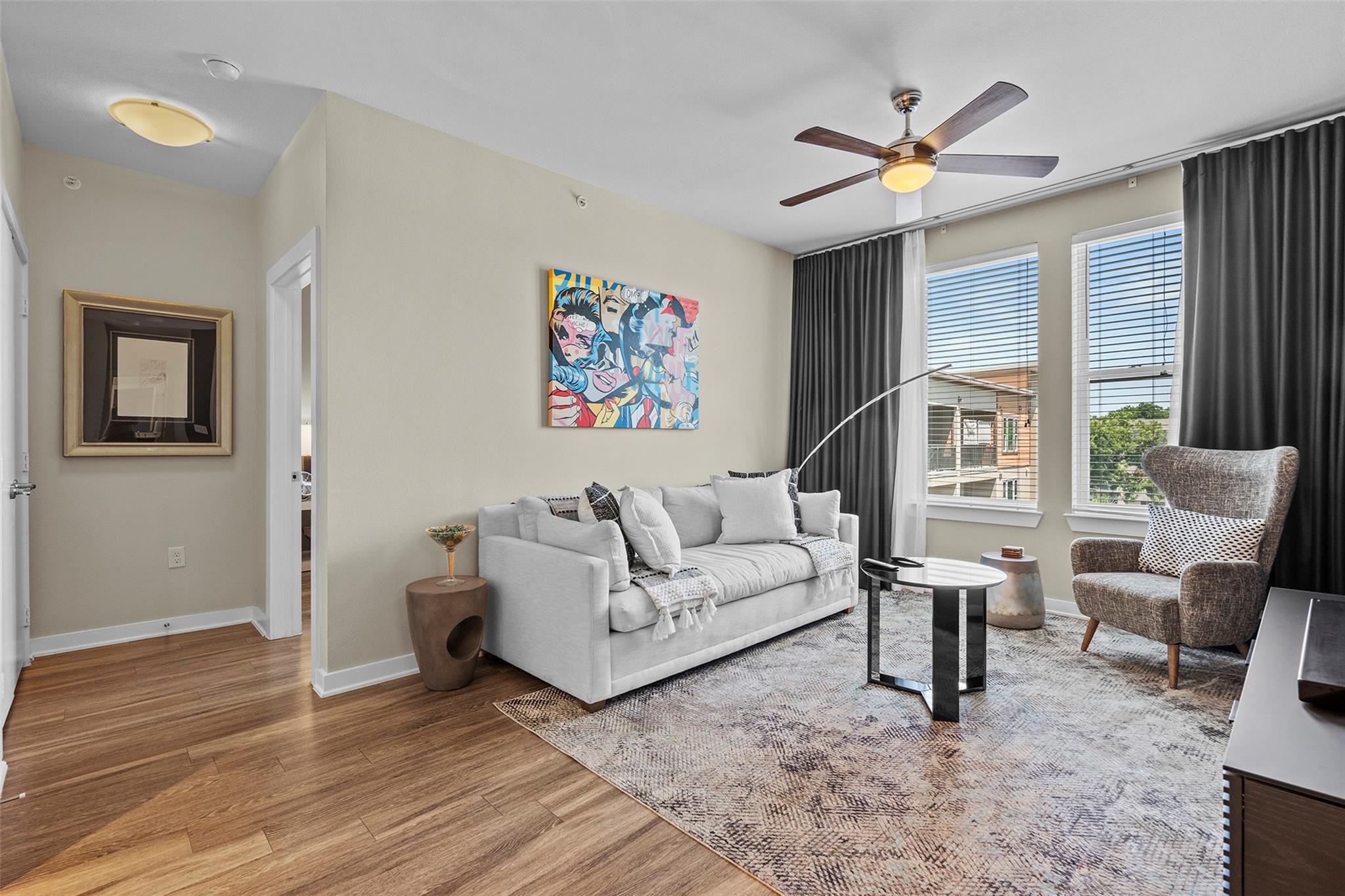 1900 Barton Springs RD 5027