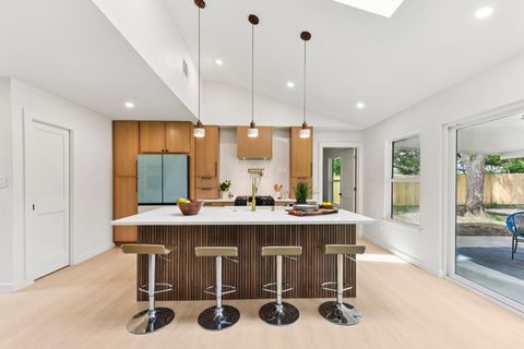 Tiny photo for 7503 Carriage DR, Austin, TX 78752 (MLS # 1082200)