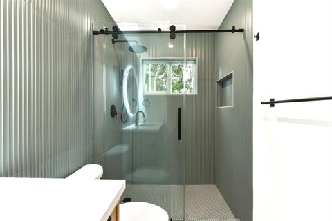 Tiny photo for 7503 Carriage DR, Austin, TX 78752 (MLS # 1082200)