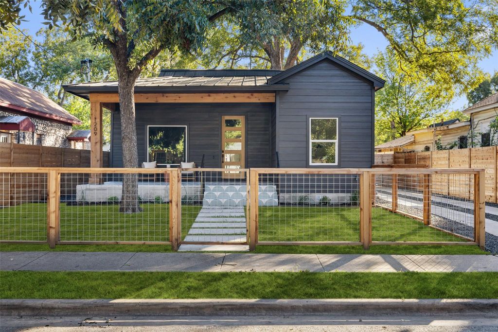 Photo for 1209 Canterbury ST, Austin, TX 78702 (MLS # 3744206)