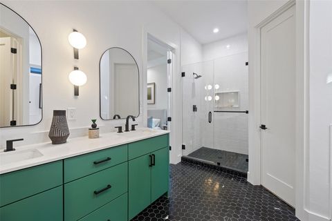 Tiny photo for 1209 Canterbury ST, Austin, TX 78702 (MLS # 3744206)