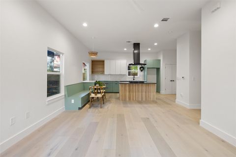 Tiny photo for 1209 Canterbury ST, Austin, TX 78702 (MLS # 3744206)