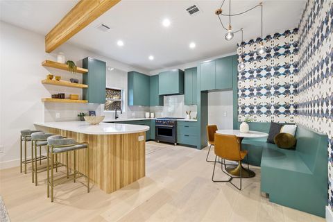 Tiny photo for 1209 Canterbury ST, Austin, TX 78702 (MLS # 3744206)