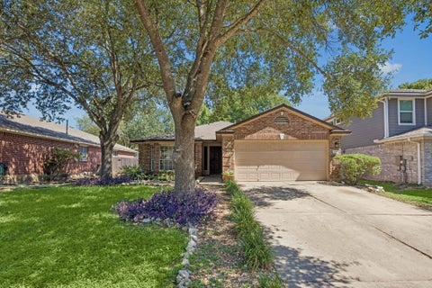 Photo of 4316 Companeros WAY, Austin, TX 78749 (MLS # 5578379)