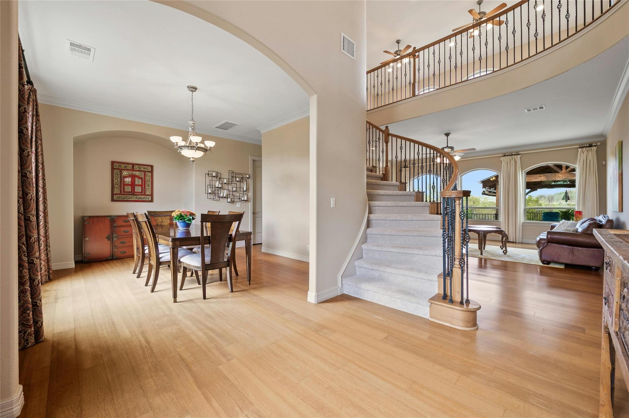 8132 Beauregard DR