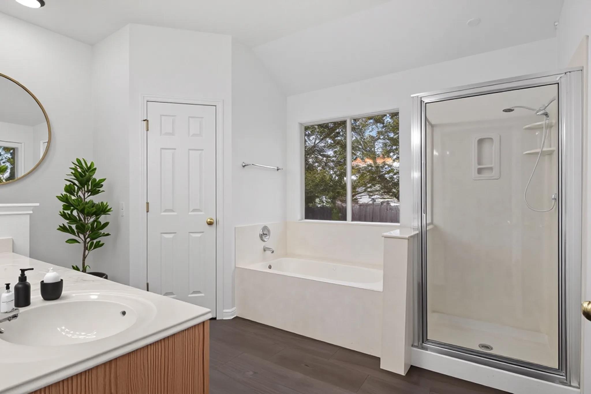 1820 Mason Creek BLVD