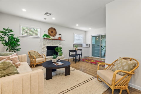 Tiny photo for 9802 Zion WAY, Austin, TX 78733 (MLS # 7487574)