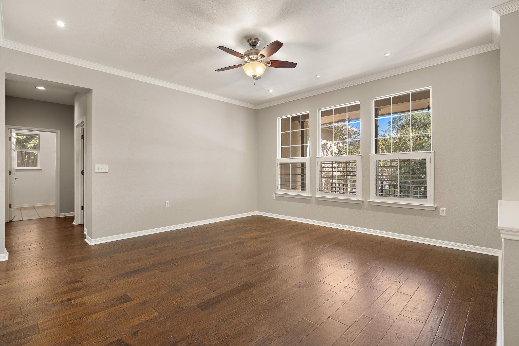 105 Liatris LN
