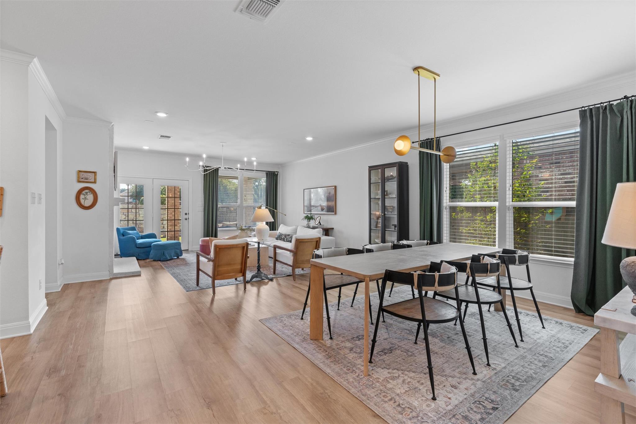 1125 Arbor Acres LOOP