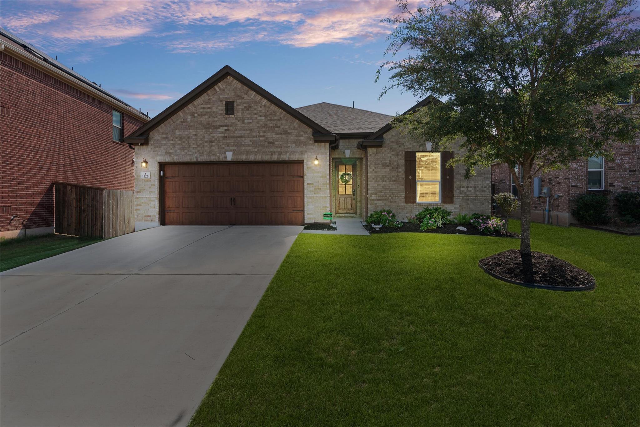 1125 Arbor Acres LOOP