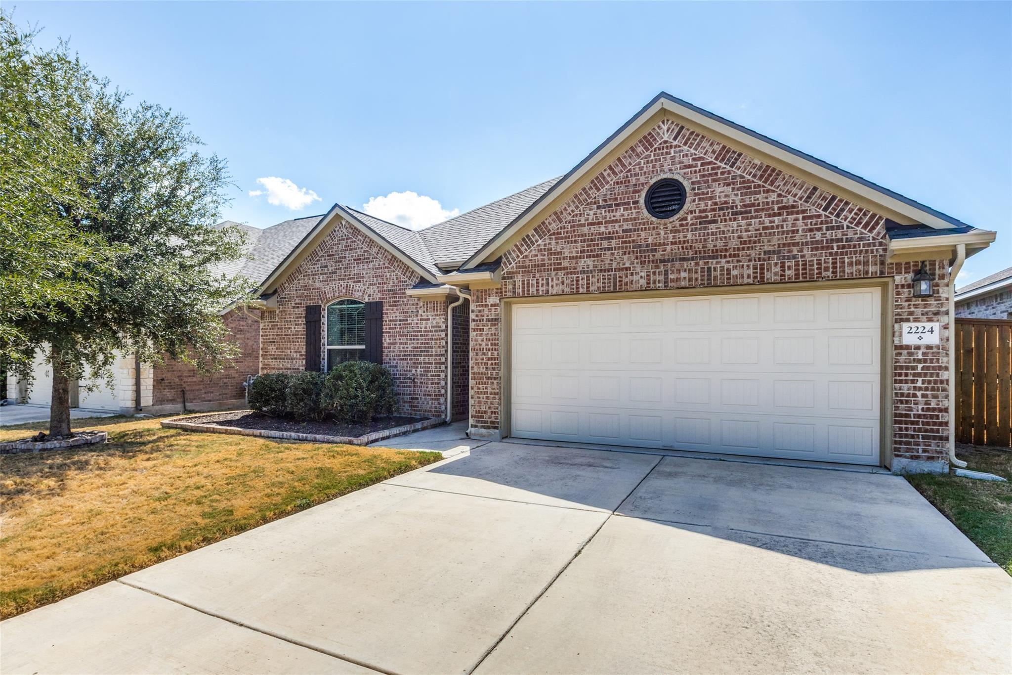 2224 Bonavista WAY