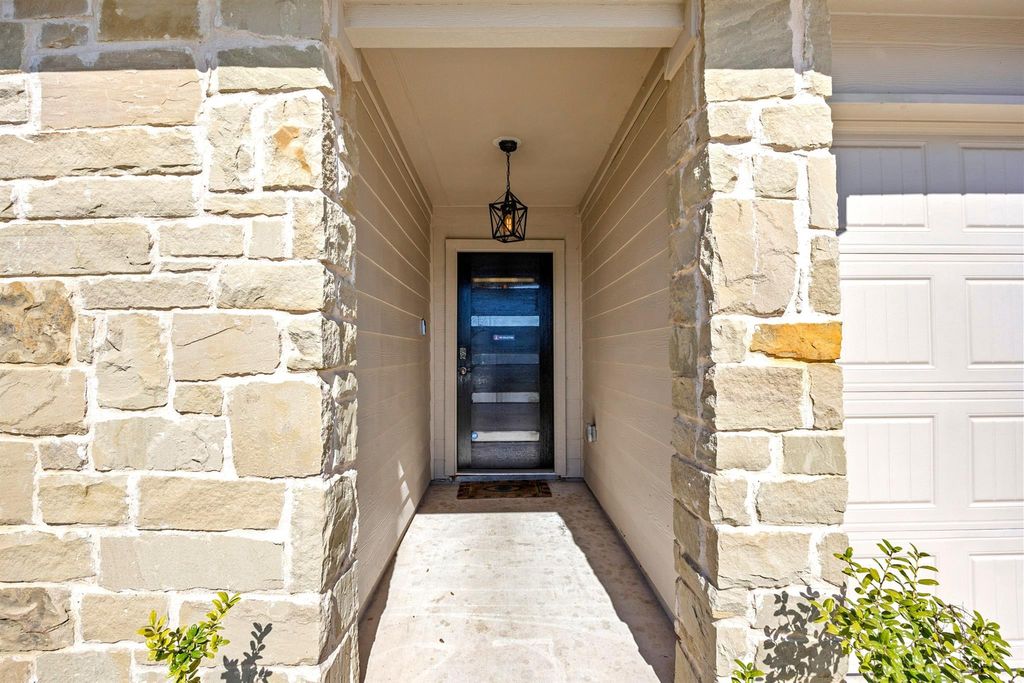 Photo of 1425 London WAY, Lockhart, TX 78644 (MLS # 4550923)