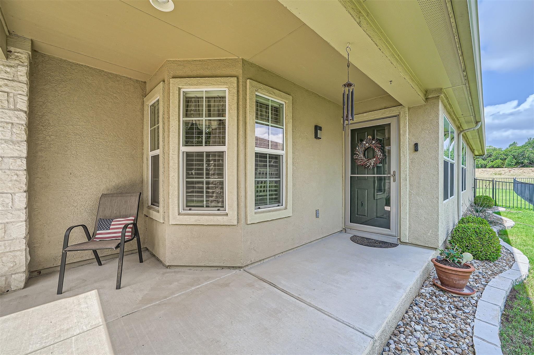 527 Salt Creek LN