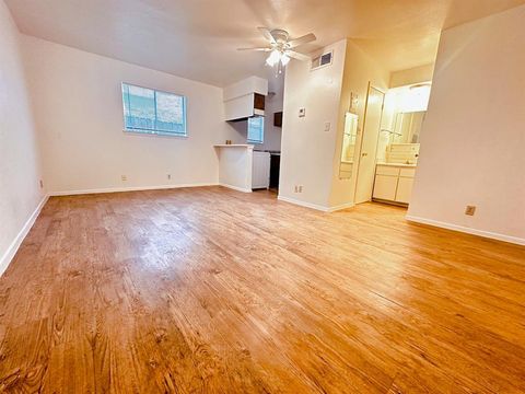 Photo of 4204 Speedway #203, Austin, TX 78751 (MLS # 9773861)