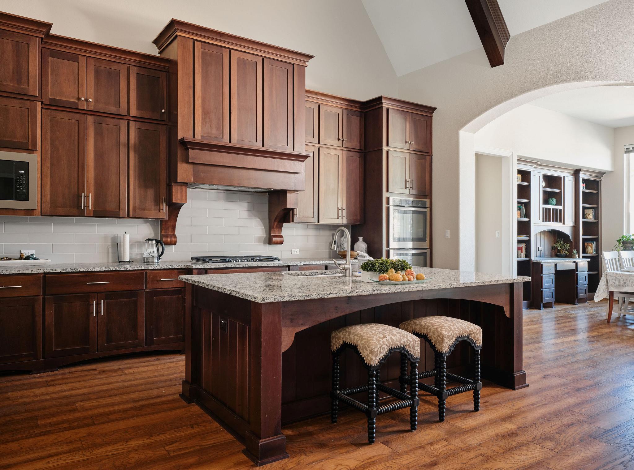 2721 Vista Heights DR