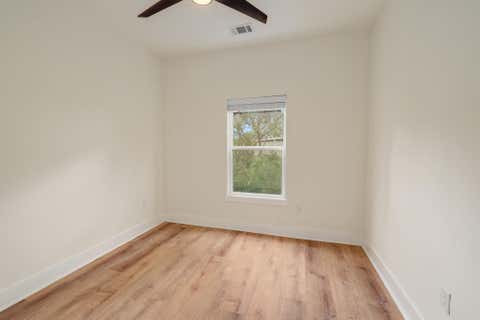 Tiny photo for 18716 W Lakeview DR, Jonestown, TX 78645 (MLS # 1116249)