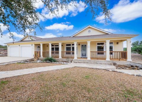 1110 Oakwood LOOP Wimberley TX 78676