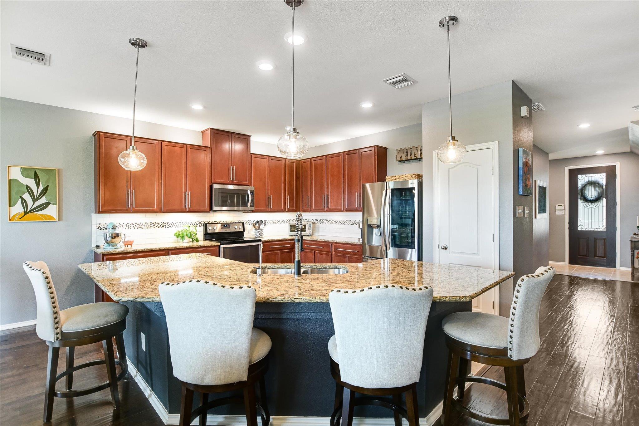 257 Culebra DR