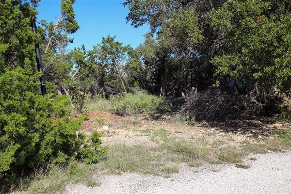 2 CEDARWOOD CIR, WIMBERLEY, TX 78676 - Image 4ff36acda7c0b8d269443dfc5489ba1e/4277944597
