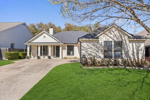 5700 Travis Green LN Austin TX 78735