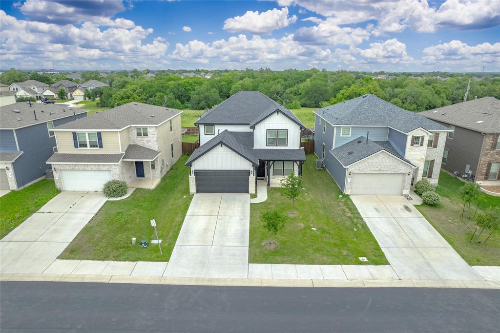 Photo of 440 English Oak ST, Georgetown, TX 78626 (MLS # 6176957)