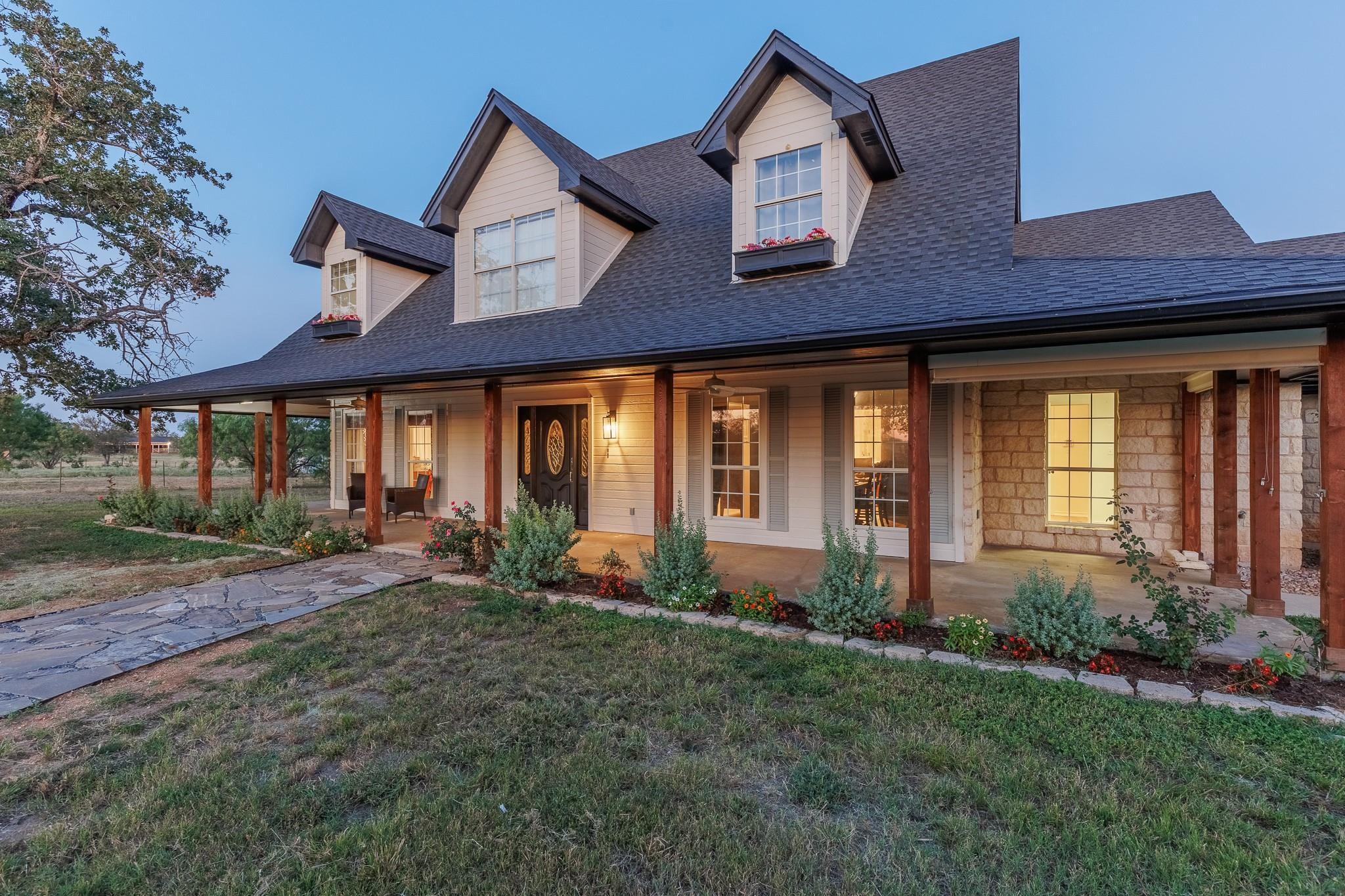 435 Oxbow TRL