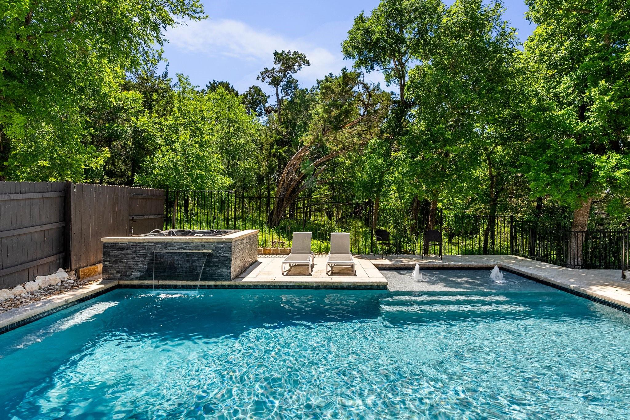 397 Arapaho DR