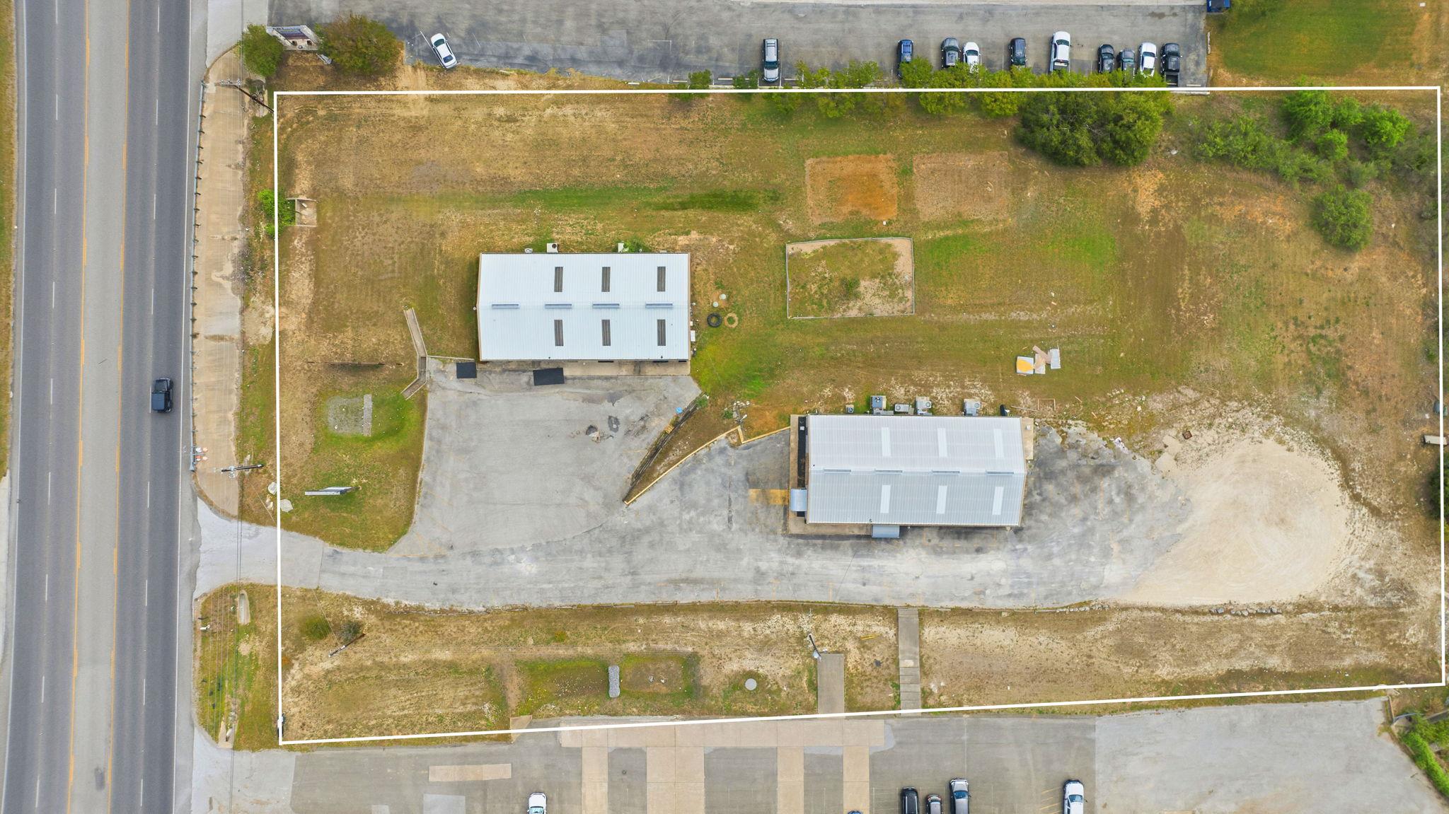 9221 Highway 290 W