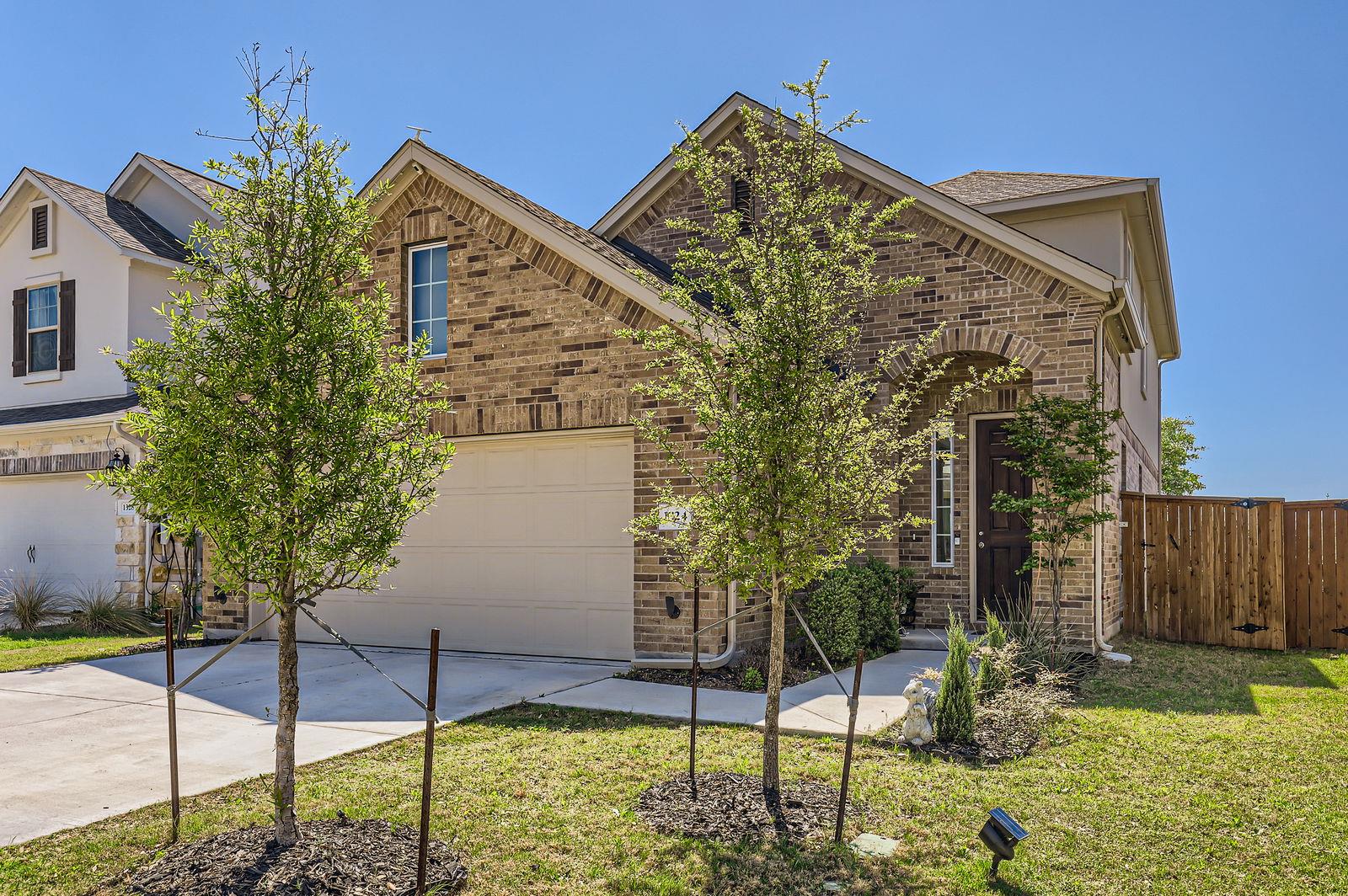 1324 NW Salt Lick DR