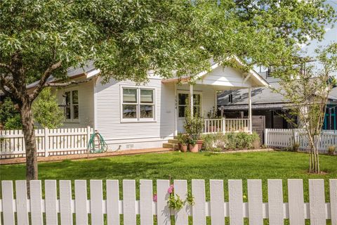 Photo of 1504 Bluebonnet LN, Austin, TX 78704 (MLS # 6766657)