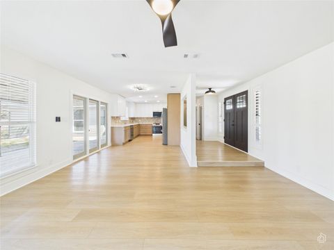 Photo of 9400 Longvale DR, Austin, TX 78729 (MLS # 8239516)