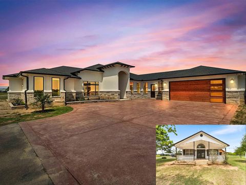 178 Balch RD Elgin TX 78621