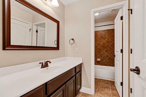 Tiny photo for 103 Tonkawa TRL W, Lakeway, TX 78738 (MLS # 6346616)