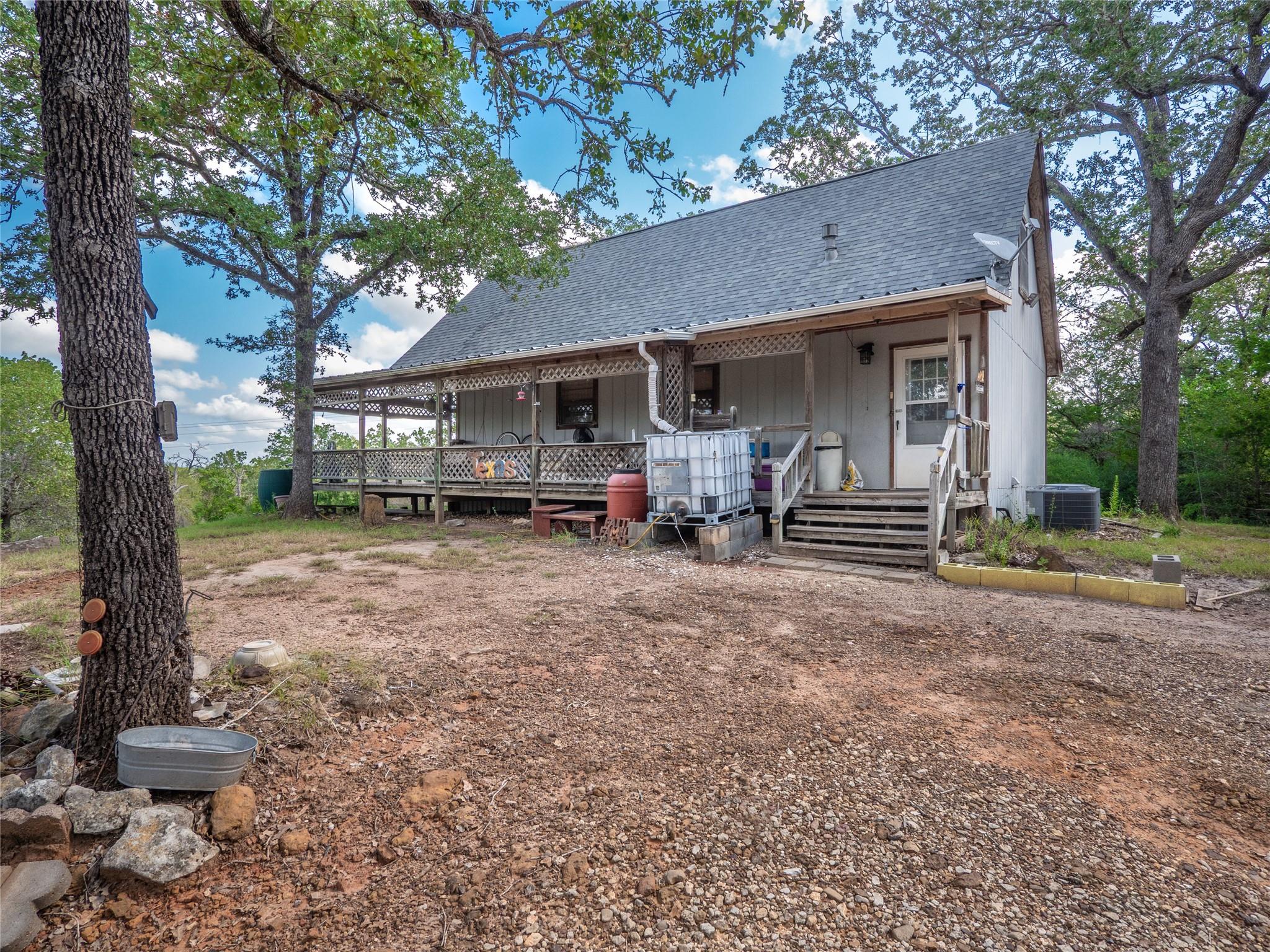 499 Hidden Oaks DR